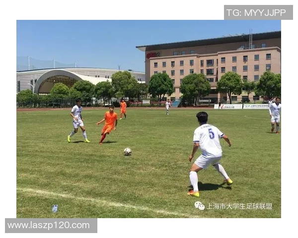 艾斯堡与哥本哈根激战正酣比分揭晓精彩瞬间回顾