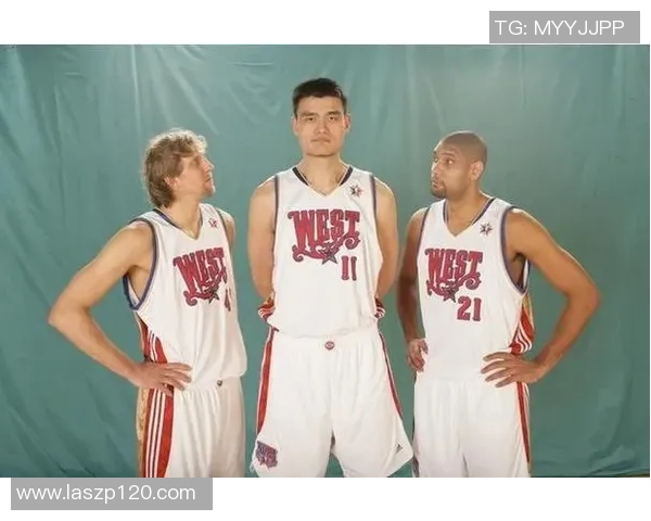 赵泰隆的篮球之路从青涩少年到职业明星的成长历程与奋斗故事