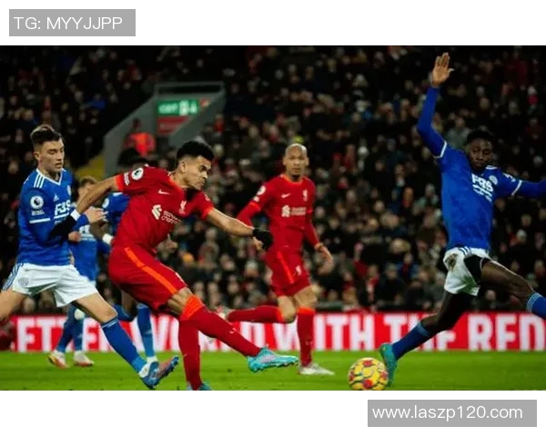 阿森纳主场迎战巴特全场战报精彩瞬间回顾与分析