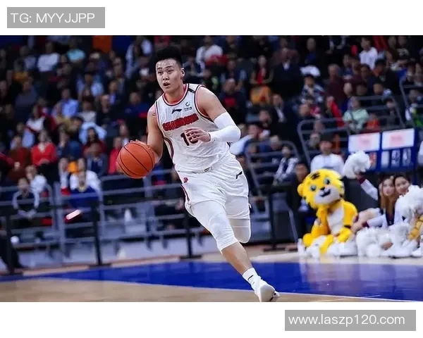 赵睿在篮球赛场上的成长之路与未来发展潜力分析 赵睿在篮球赛场上的成长之路与未来发展潜力分析