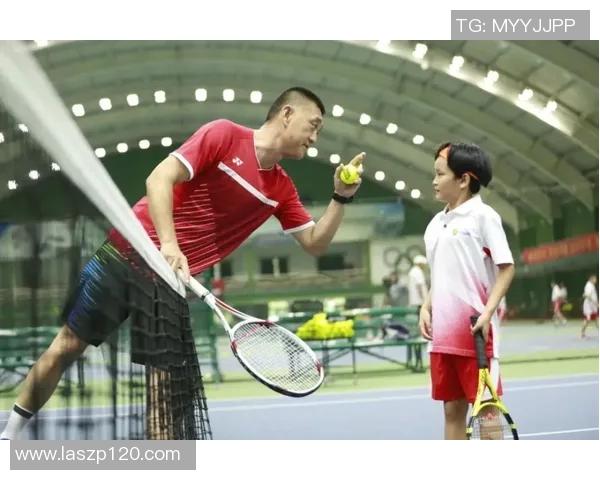 张伟独家分享网球心得与技巧助你提升球技的全面指南 张伟独家分享网球心得与技巧助你提升球技的全面指南