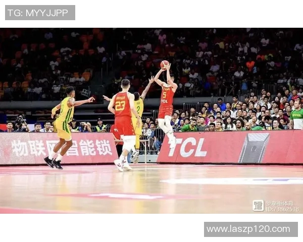 武汉篮球队中路突破战术解析与深度剖析 武汉篮球队中路突破战术解析与深度剖析