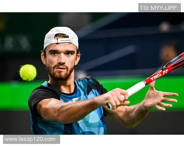 上海网球队的崛起之路：从默默无闻到国际舞台的荣耀之旅